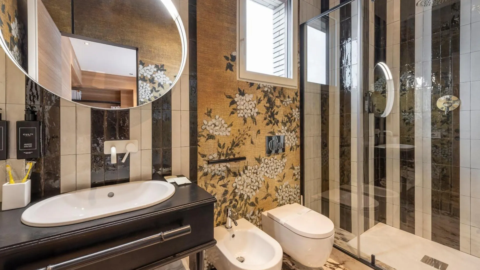 Milan Royal Suites - Centro Apartament