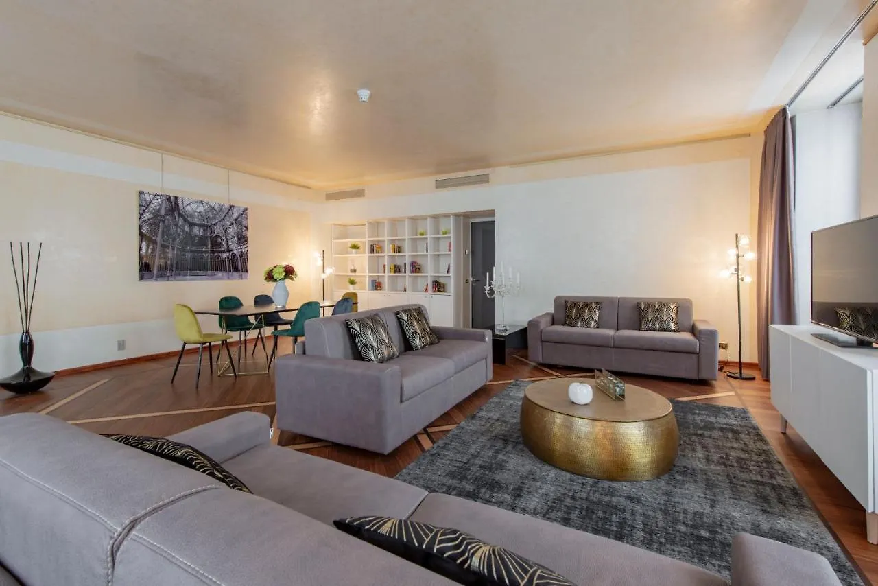 Milan Royal Suites - Centro 0*,  Italy