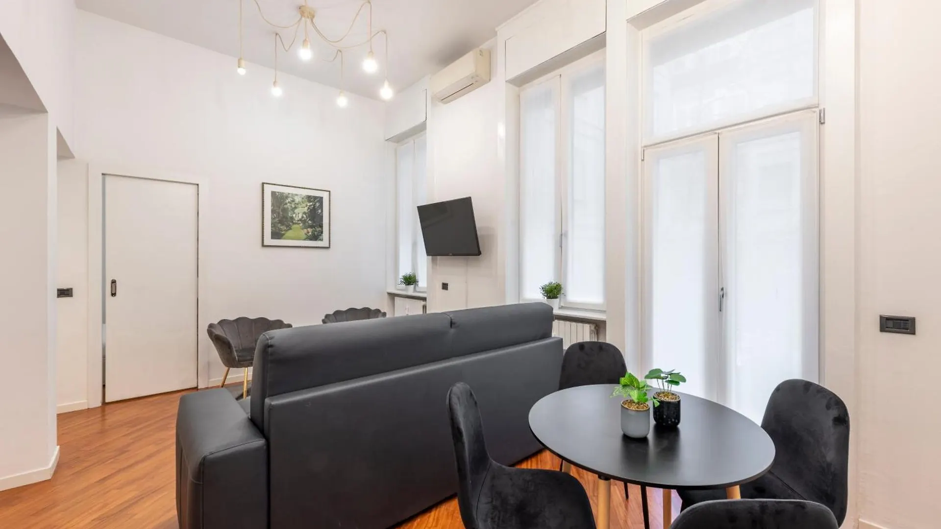 Milan Royal Suites - Centro