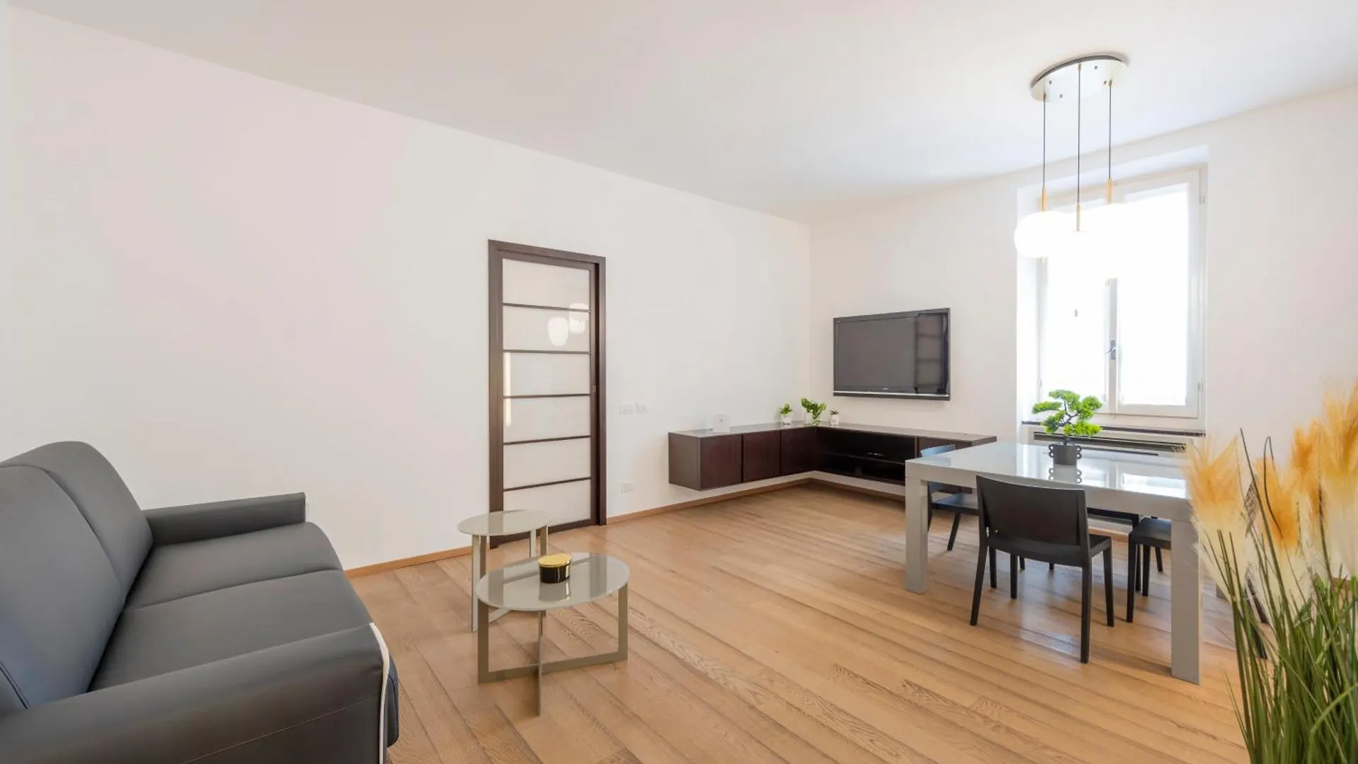 Milan Royal Suites - Centro Italy
